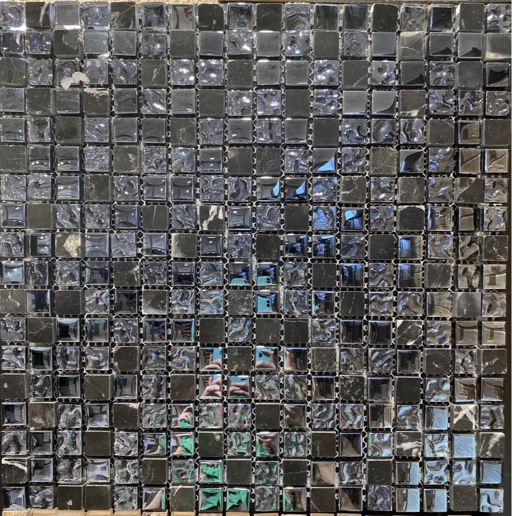 Мозаика из стекла и камня