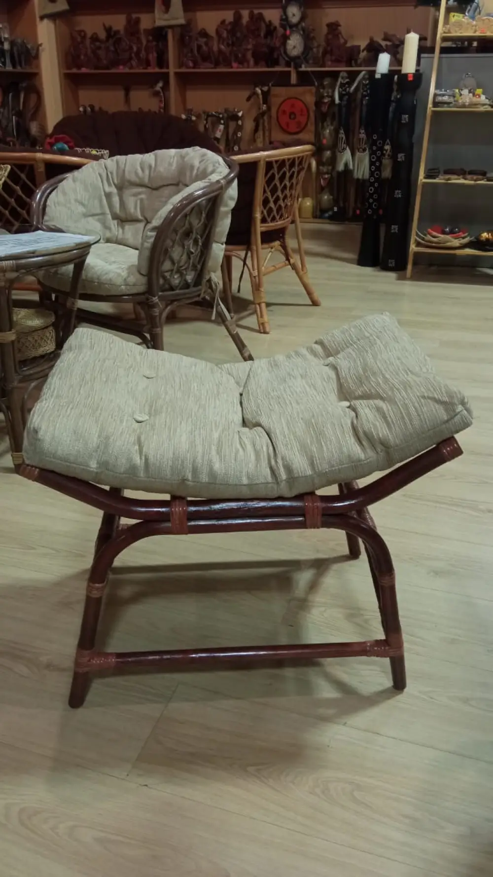 "puf" плетеный мягкий стул